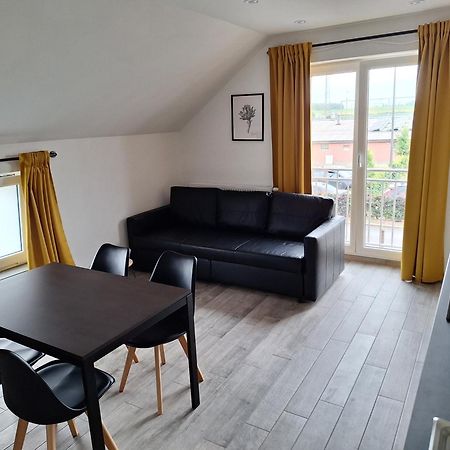 Les Gites Du Ravel Soignies Exteriör bild