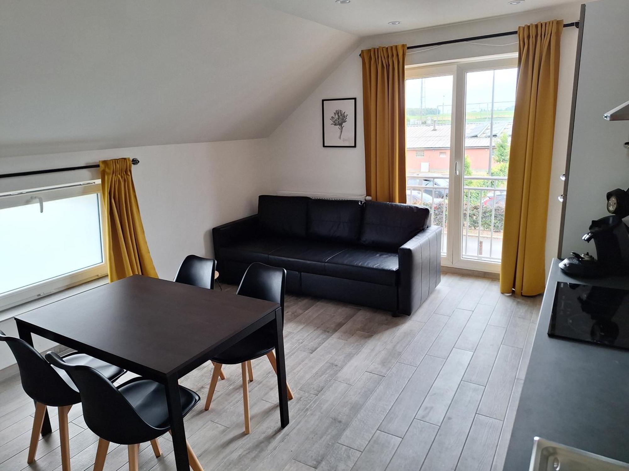 Les Gites Du Ravel Soignies Exteriör bild